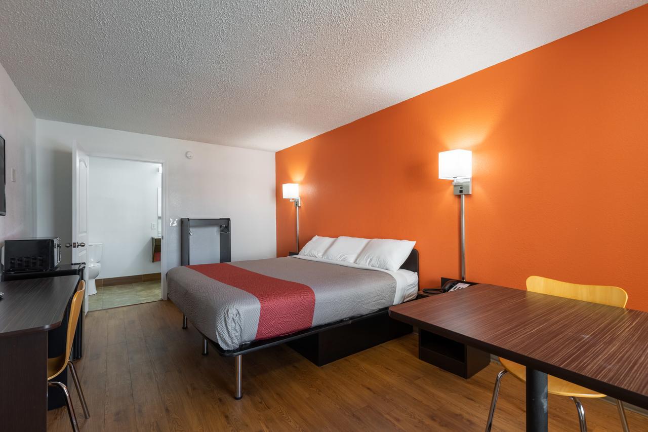 Motel 6-Bryan, Tx - University Area エクステリア 写真