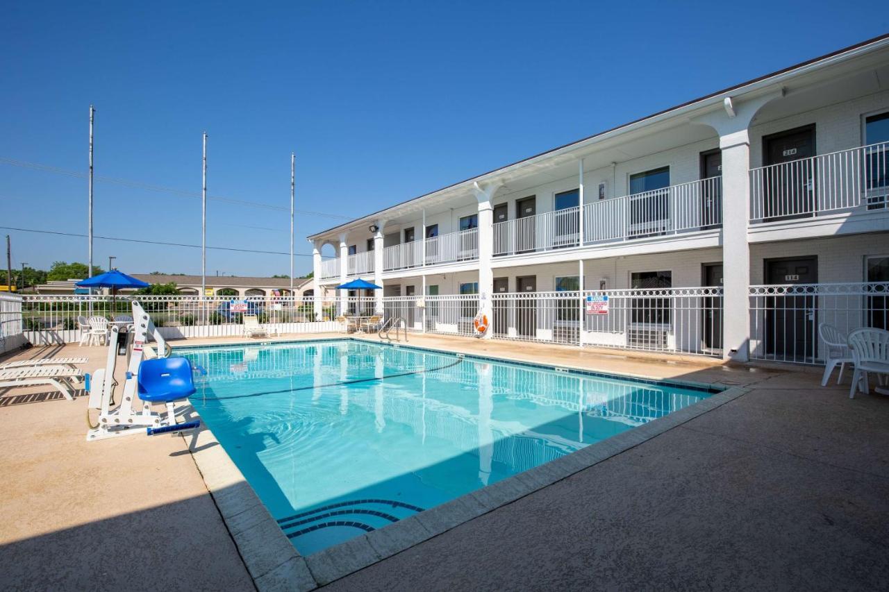 Motel 6-Bryan, Tx - University Area エクステリア 写真